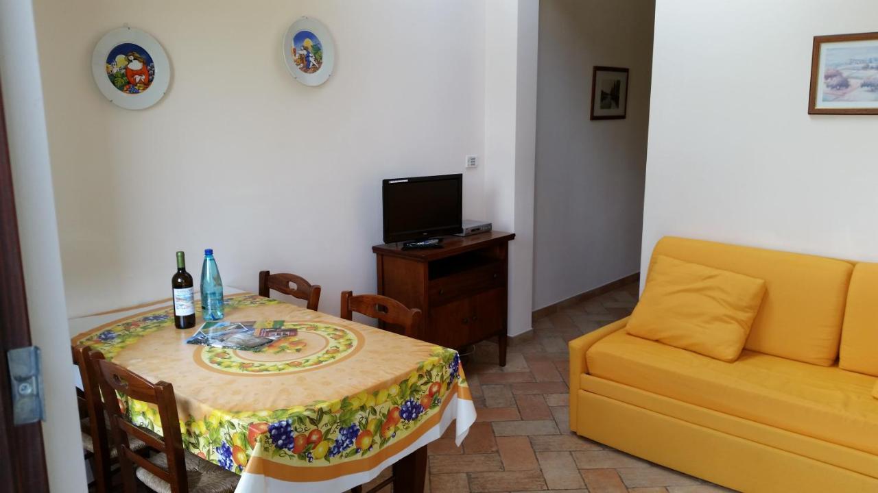 Casale Del Conero Aparthotel Porto Recanati Εξωτερικό φωτογραφία