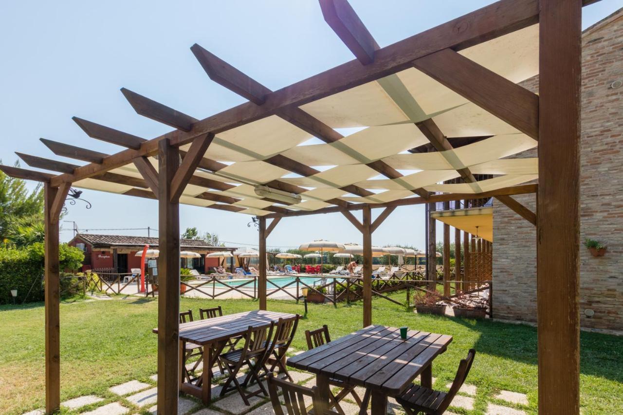 Casale Del Conero Aparthotel Porto Recanati Εξωτερικό φωτογραφία